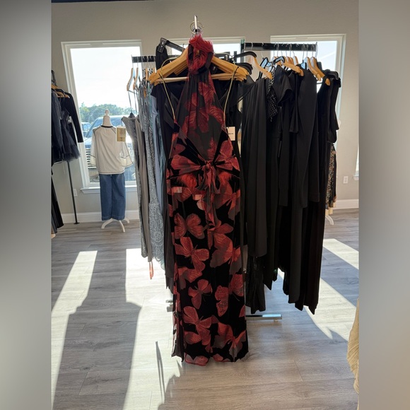 Kim Shui Butterfly Velvet Gown in Multi - Picture 9 of 14